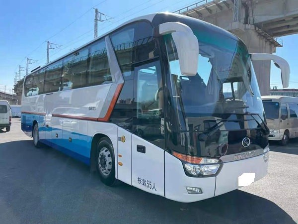 旅游团建租大巴车开启精彩团队之旅