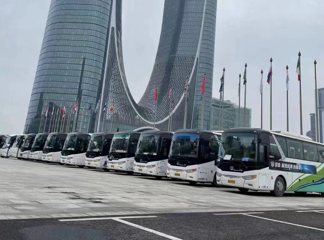 杭州企业年会包车：便捷、舒适与高效的完美融合